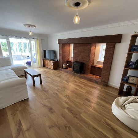 5 Bedroom 4 Bathroom Gym Playroom Country Home Leamington Spa Bagian luar foto